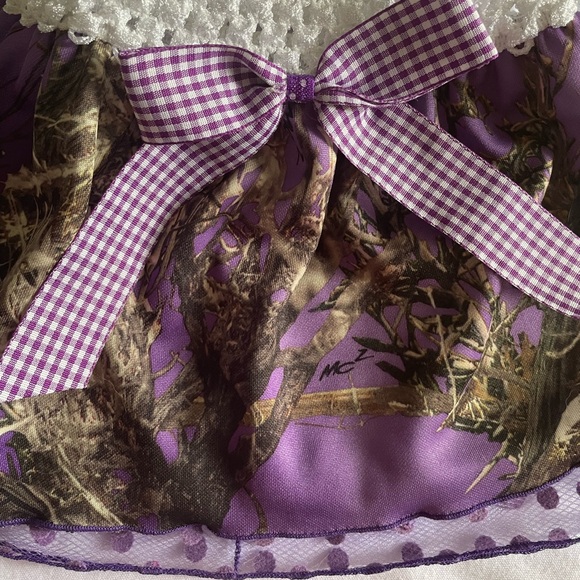 NWOT  Laughing Giraffe- White/Purple Camo Onesie and Skirt - Picture 3 of 5